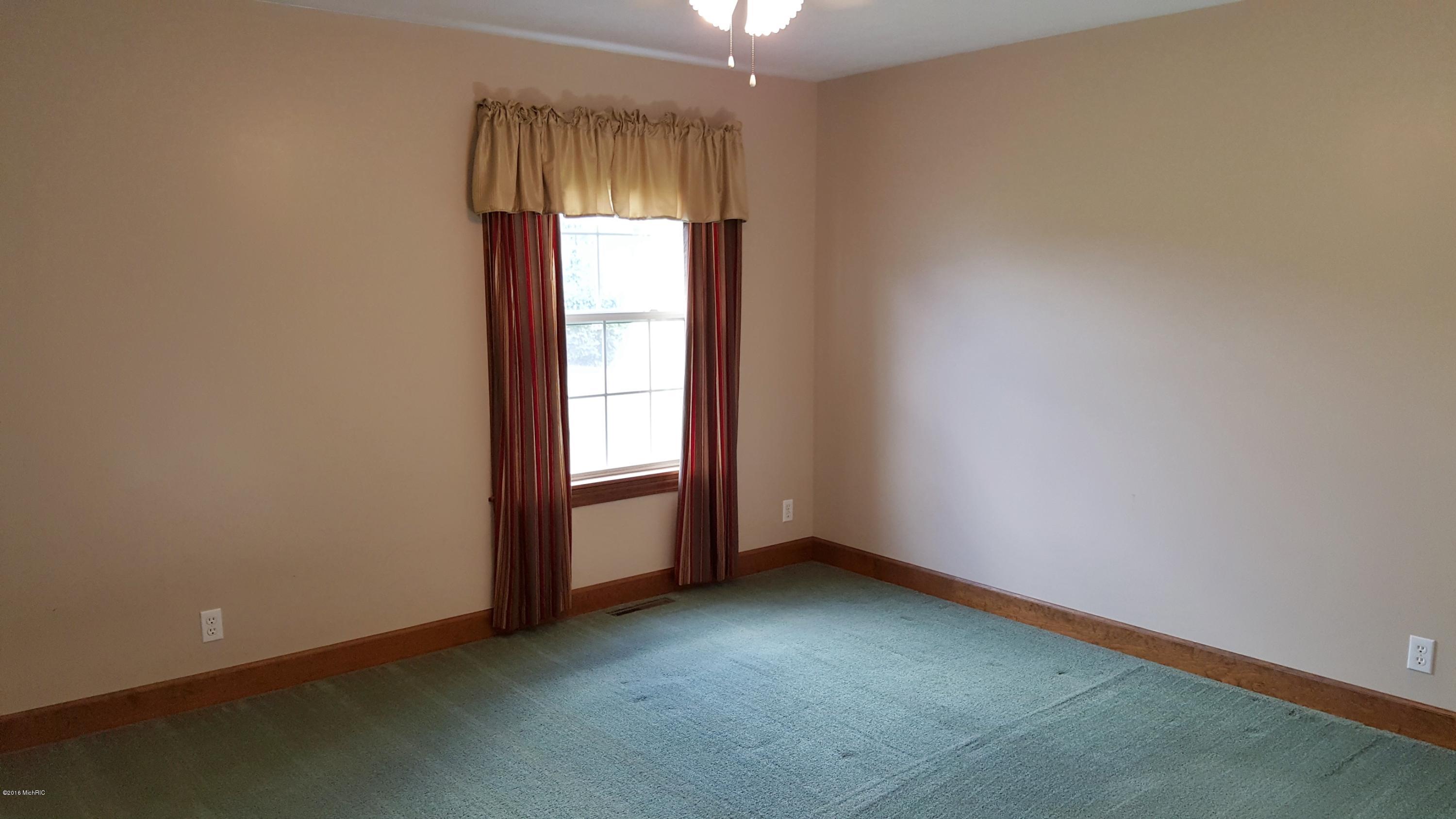 6659 Snyder Road Berrien Springs, MI 49103 - Photo 11 of 21 20160726_134519