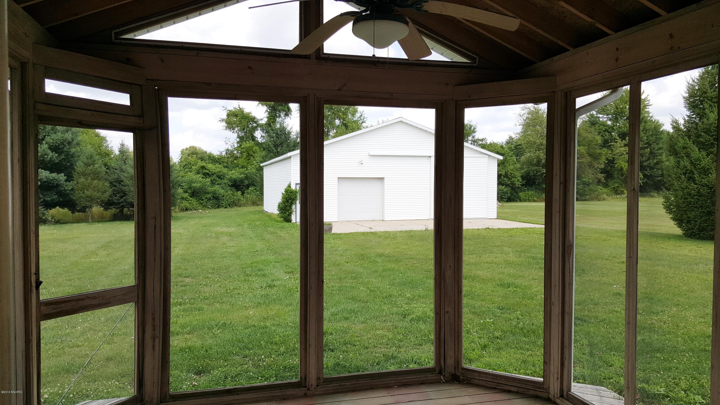 6659 Snyder Road Berrien Springs, MI 49103 - Photo 16 of 21 20160726_135058