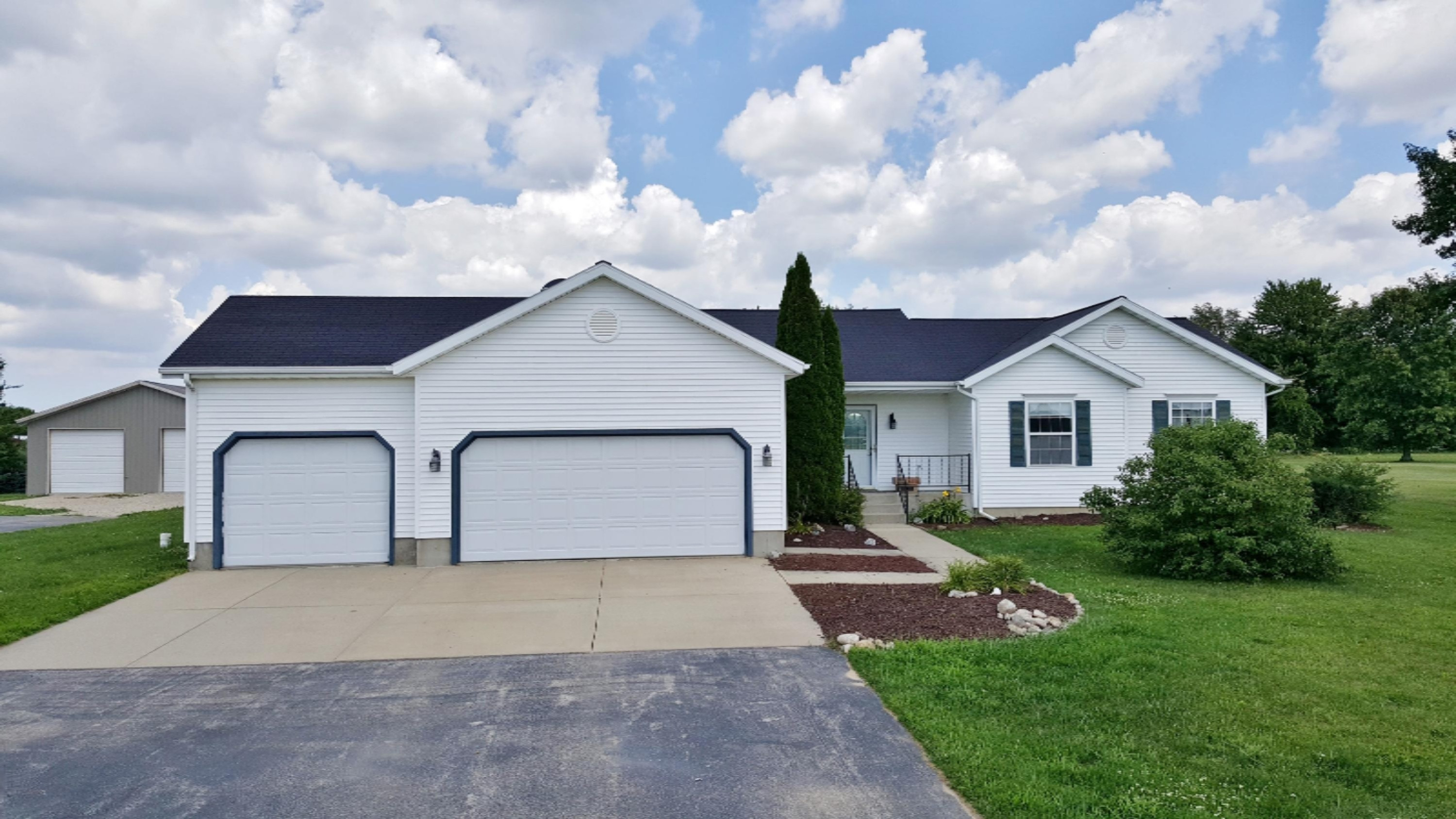 6659 Snyder Road Berrien Springs, MI 49103 - Photo 21 of 21 20160726_133556