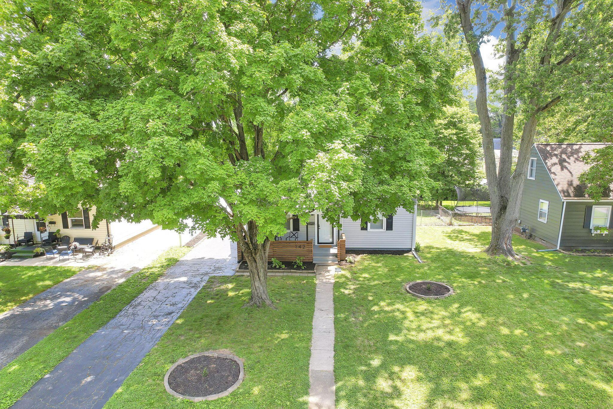 142 North Kellner Road Columbus, OH 43209 - Photo 56 of 62 Front View