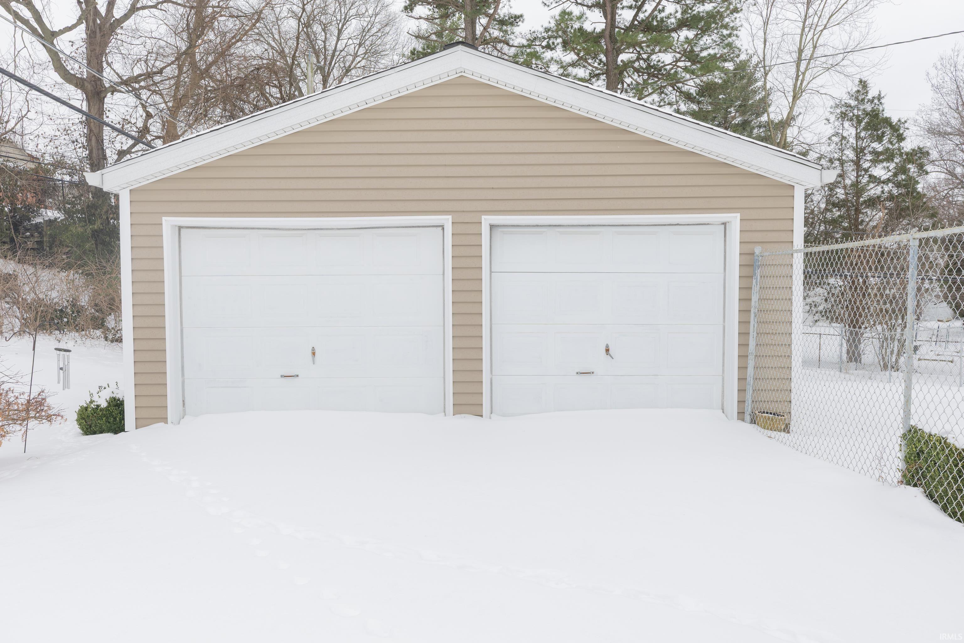416 Hanover Road Evansville, IN 47710 - Photo 12 of 19 Gallery Image 12