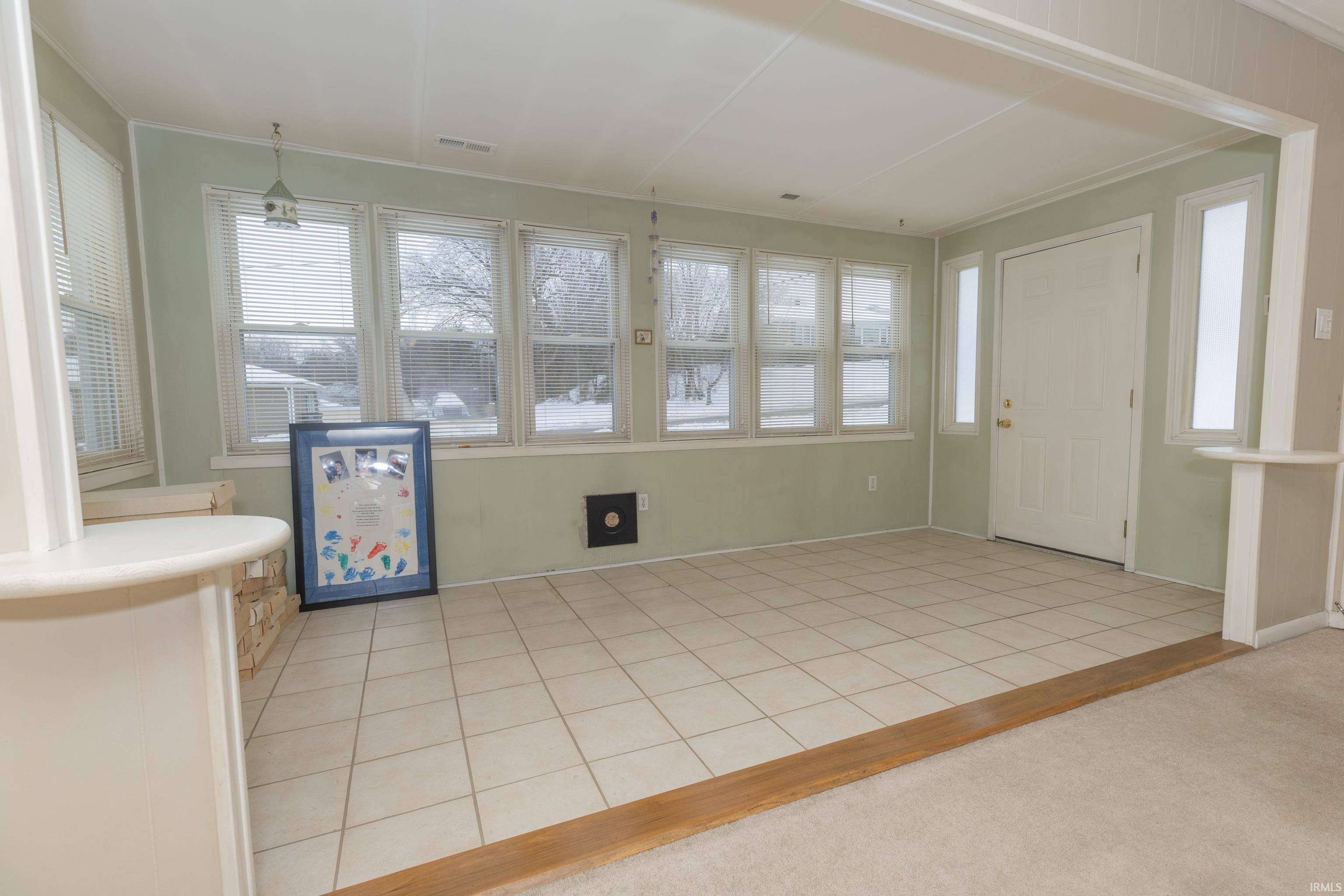 416 Hanover Road Evansville, IN 47710 - Photo 8 of 19 Gallery Image 8