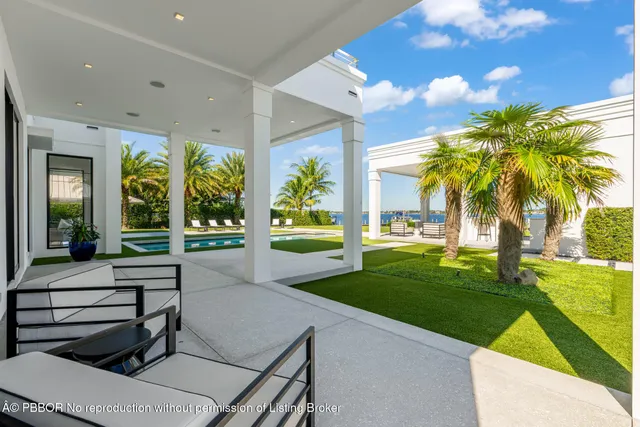 $15,200,000 | 18200 Gardiner Lane, Jupiter, FL 33458