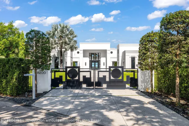 $15,200,000 | 18200 Gardiner Lane, Jupiter, FL 33458