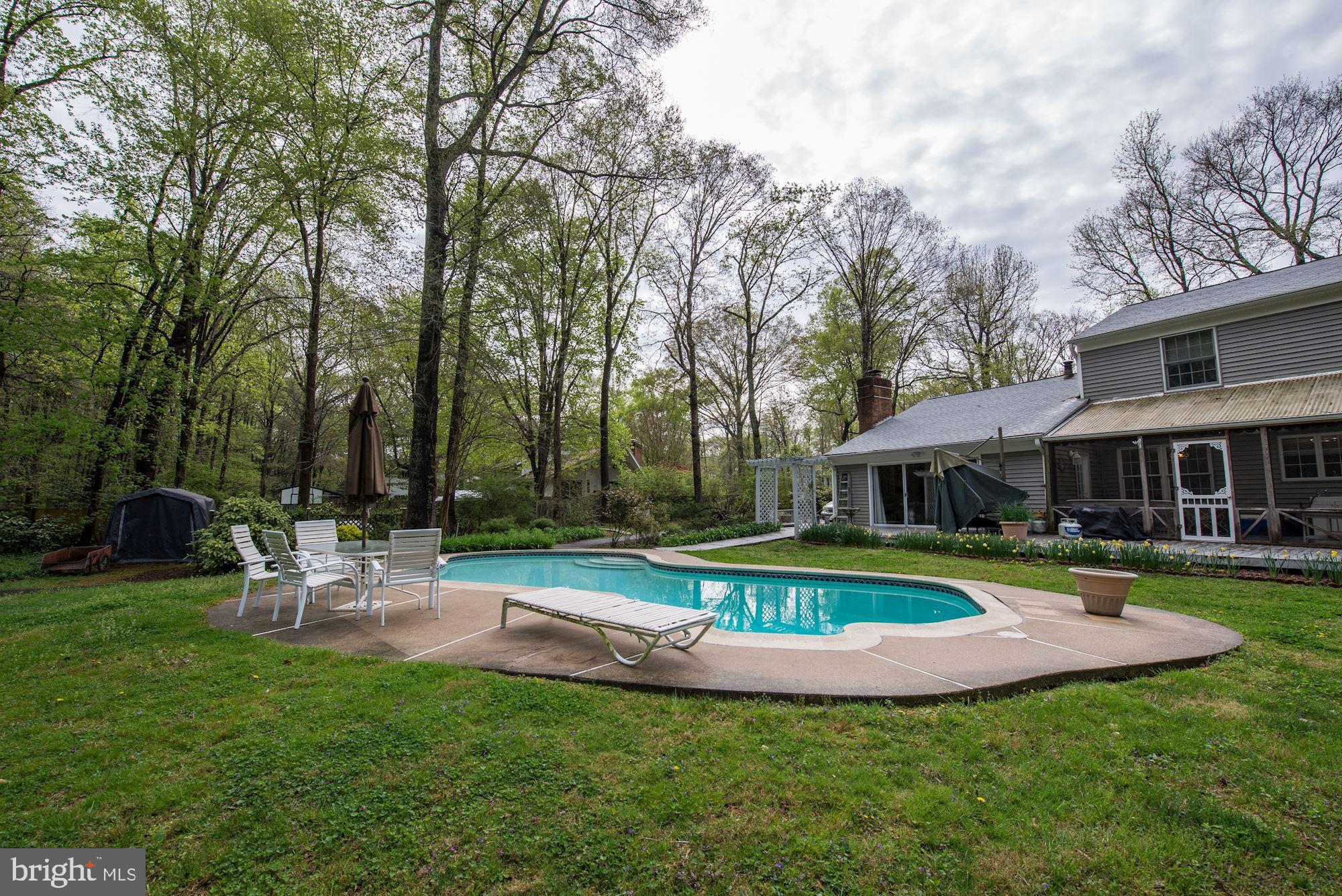 6016 Chapman Road Lorton, VA 22079 - Photo 34 of 47 Pool furniture conveys.