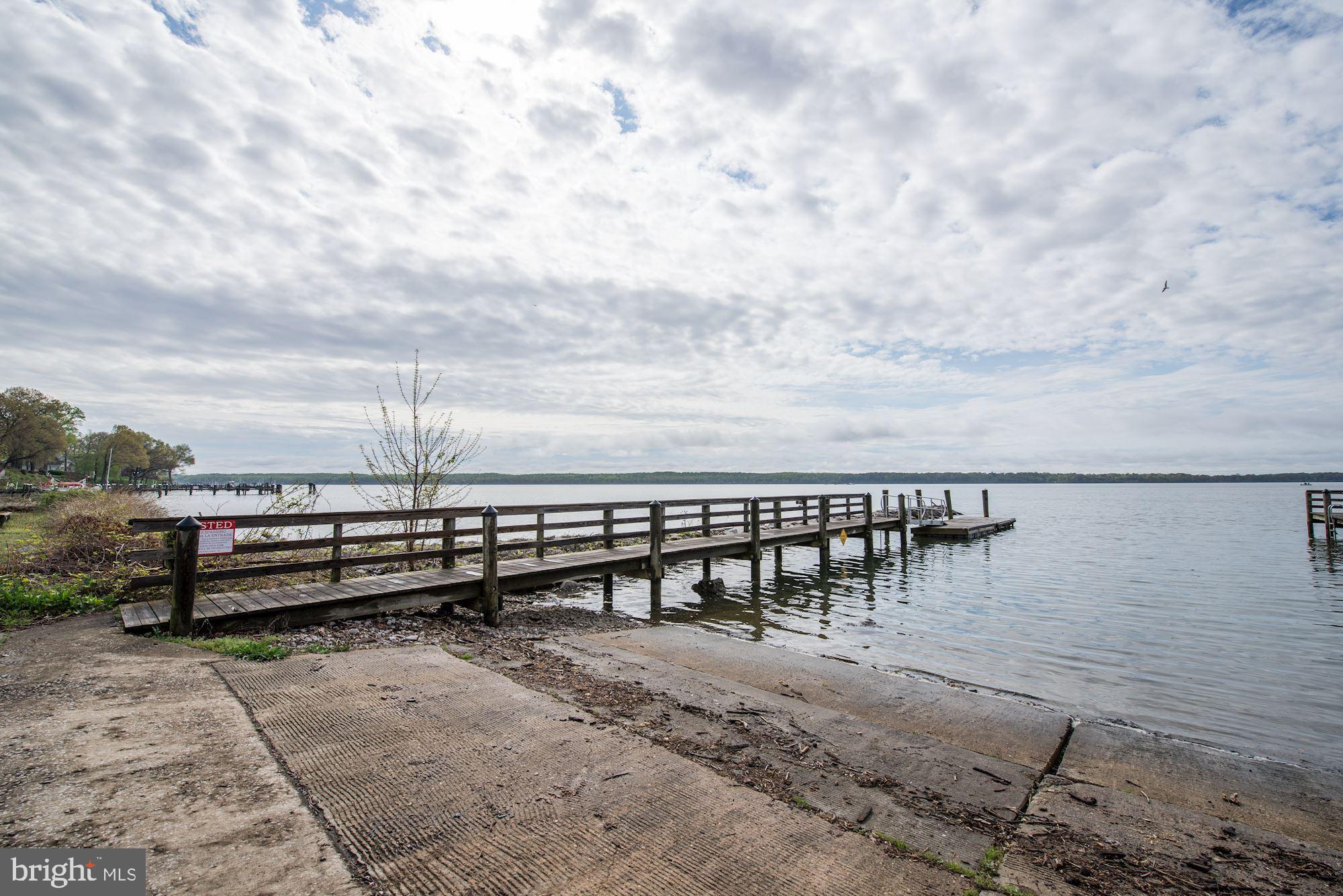 6016 Chapman Road Lorton, VA 22079 - Photo 45 of 47 Views of the Potomac River.
