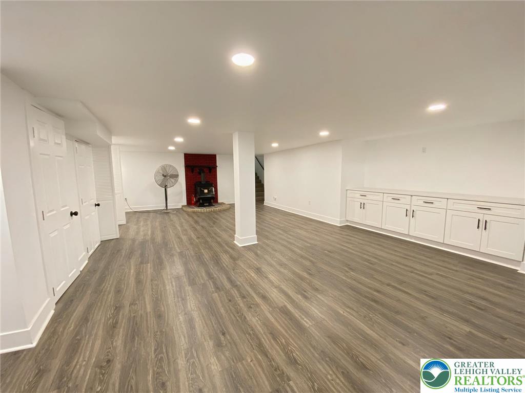 1215 Macada Road Bethlehem, PA 18017 - Photo 22 of 34