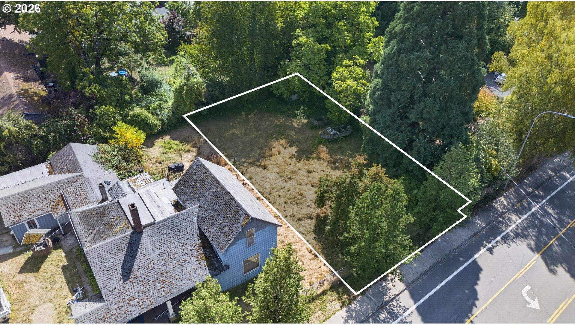 7742 Southwest Oleson Road Portland, OR 97223 - Photo 13 of 22 Gallery Image 13