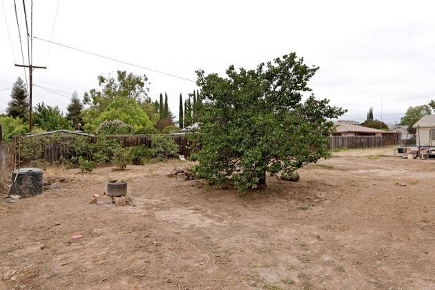 210 Sunset Avenue Oak View, CA 93022 - Photo 13 of 15 a view of a street with trees and houses