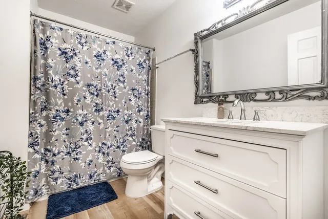 $1,900 | 6503 Park Central Way, Unit B, Indianapolis, IN 46260