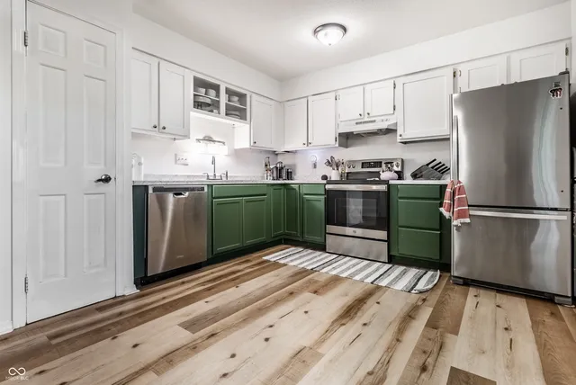 $1,900 | 6503 Park Central Way, Unit B, Indianapolis, IN 46260