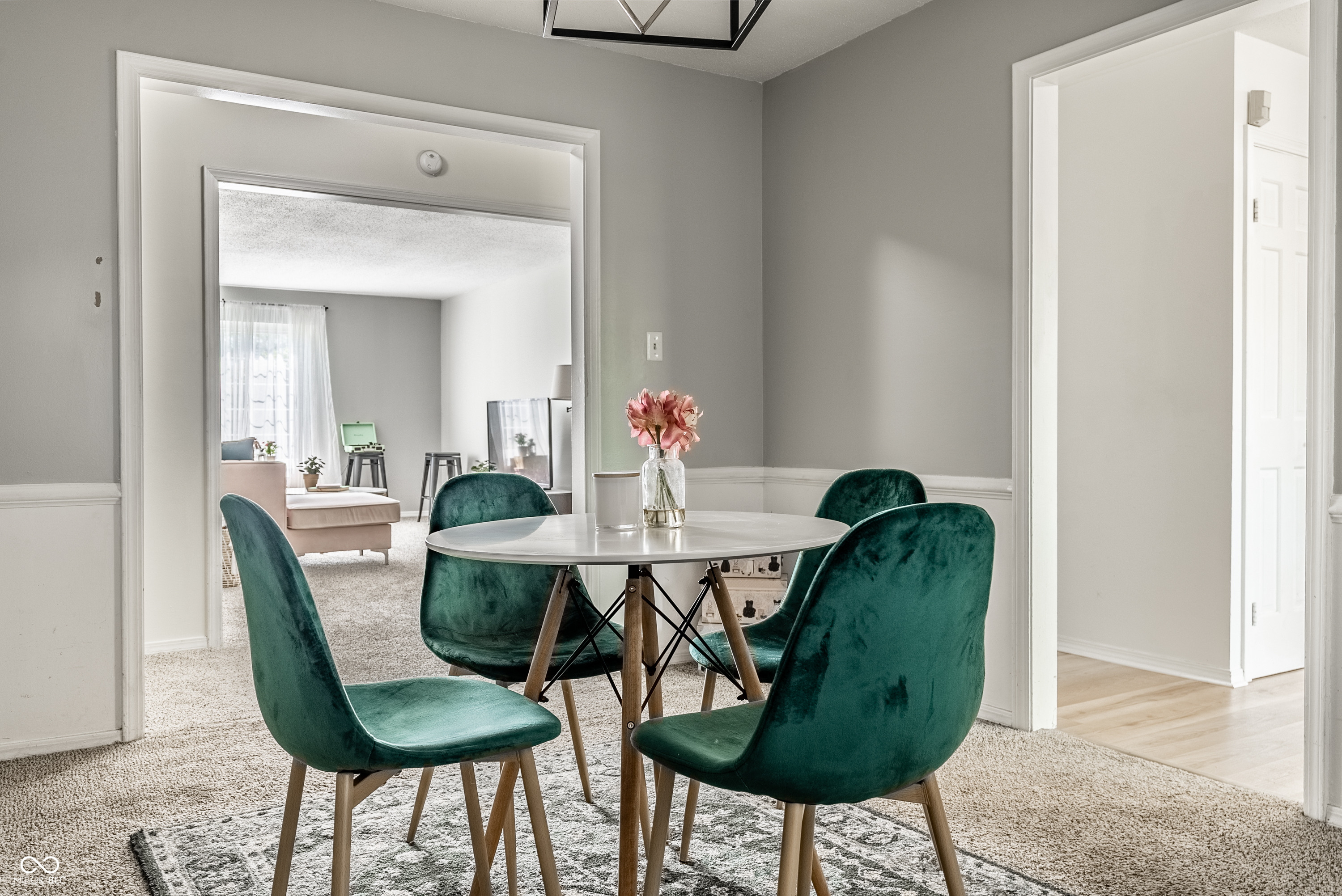 6503 Park Central Way, Unit B Indianapolis, IN 46260 - Photo 5 of 36