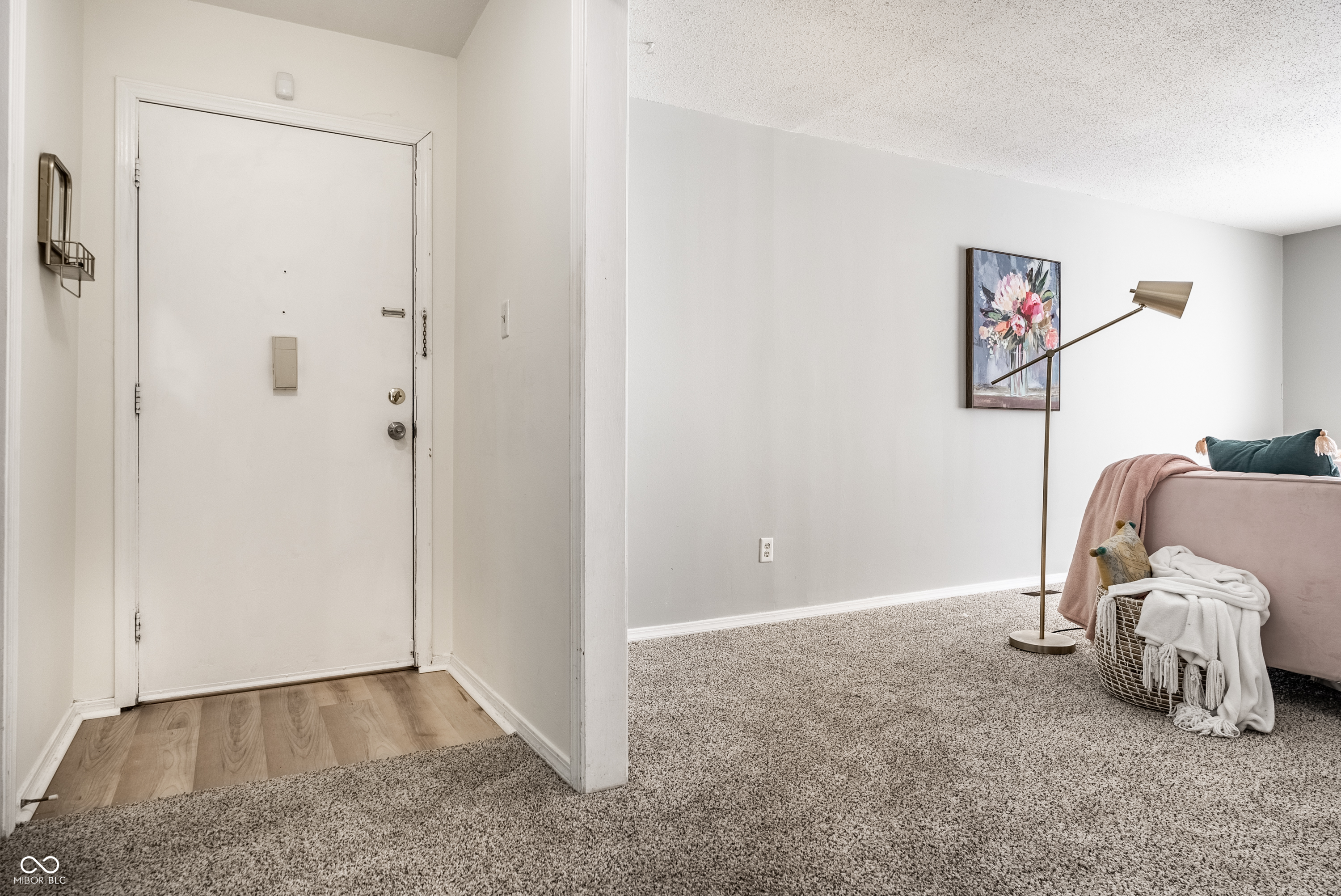 6503 Park Central Way, Unit B Indianapolis, IN 46260 - Photo 9 of 36