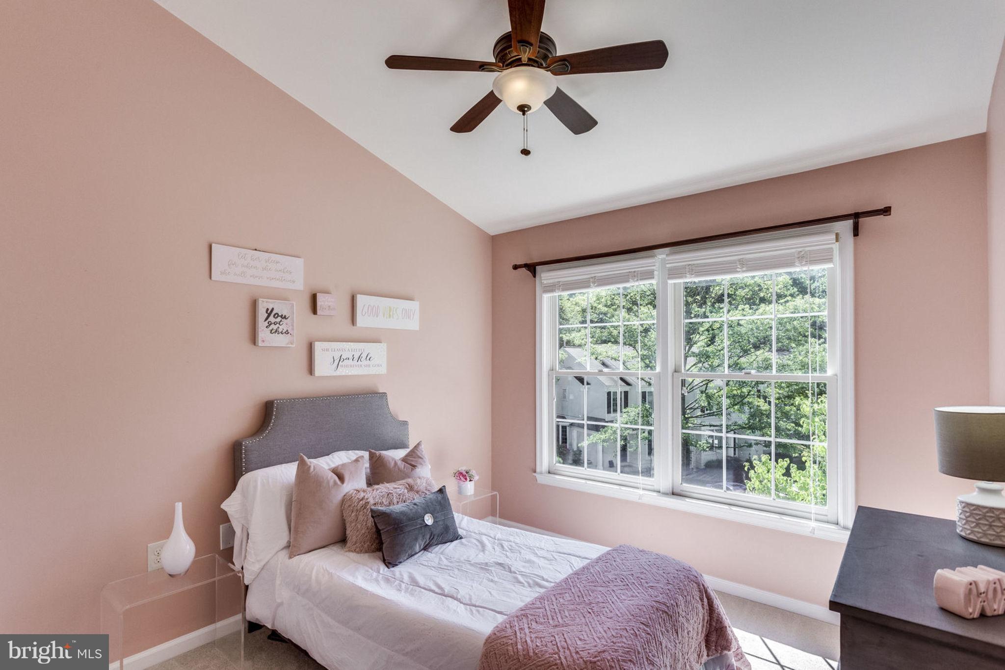 11296 Fairwind Way Reston, VA 20190 - Photo 15 of 29 Bedroom