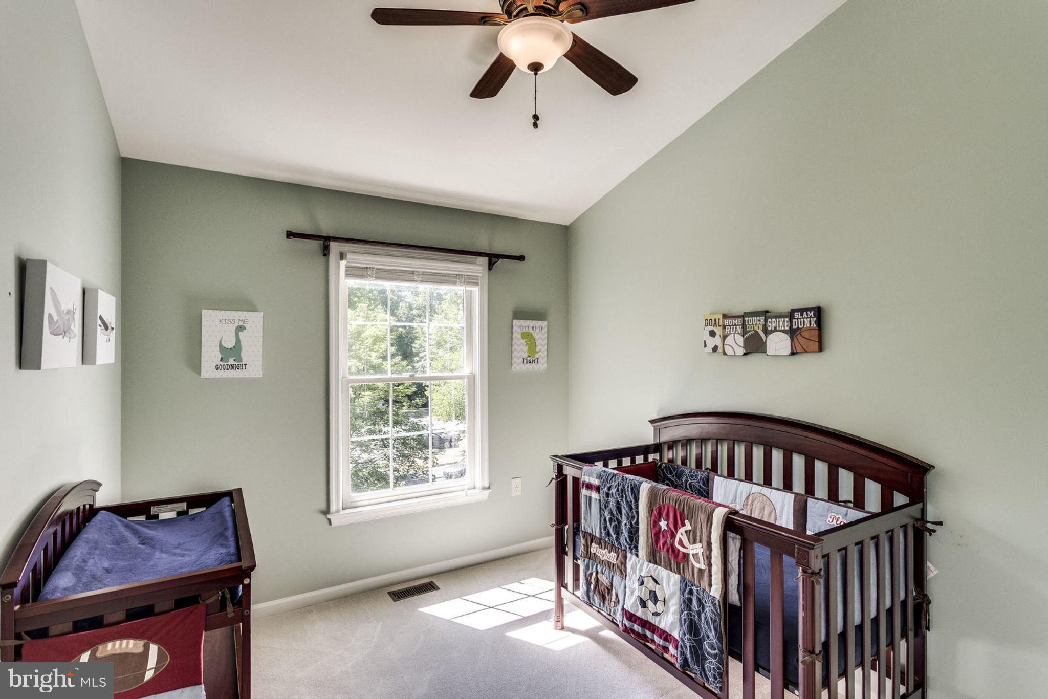 11296 Fairwind Way Reston, VA 20190 - Photo 16 of 29 Bedroom
