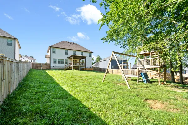 $2,500 | 2304 Colston Drive, Clarksville, TN 37042