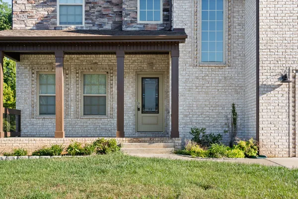 $2,500 | 2304 Colston Drive, Clarksville, TN 37042