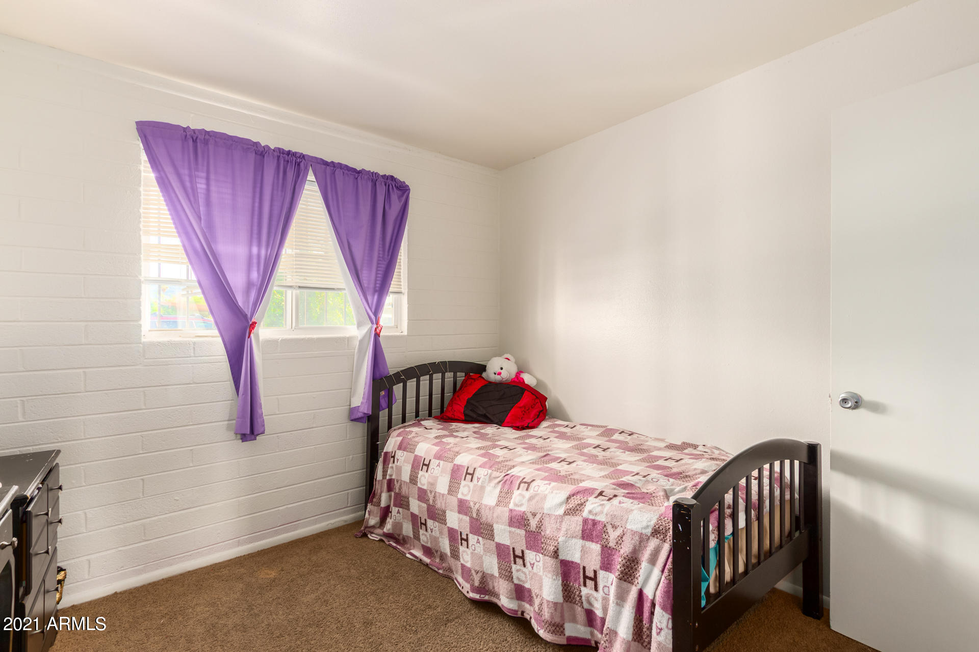 934 East Carson Road Phoenix, AZ 85042 - Photo 18 of 24 0018-18 - Carson