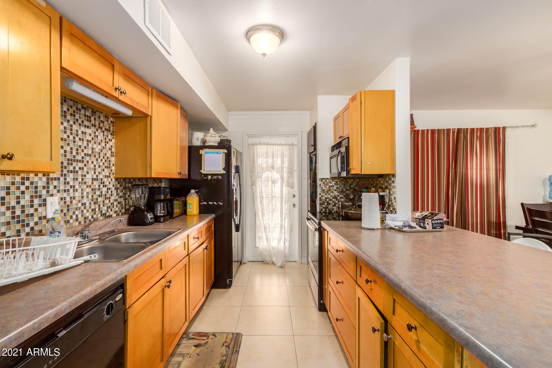 934 East Carson Road Phoenix, AZ 85042 - Photo 8 of 24 0008-09 - Carson