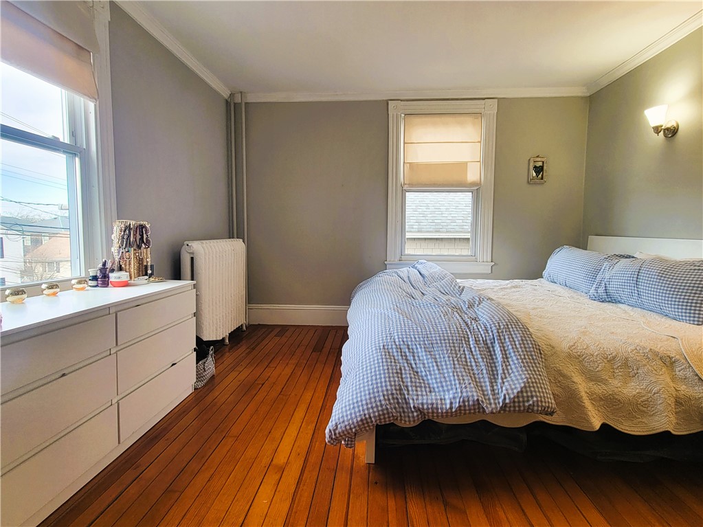 22 Annandale Road, Unit 2 Newport, RI 02840 - Photo 10 of 21 Handsome hardwoods throughout the large bedrooms