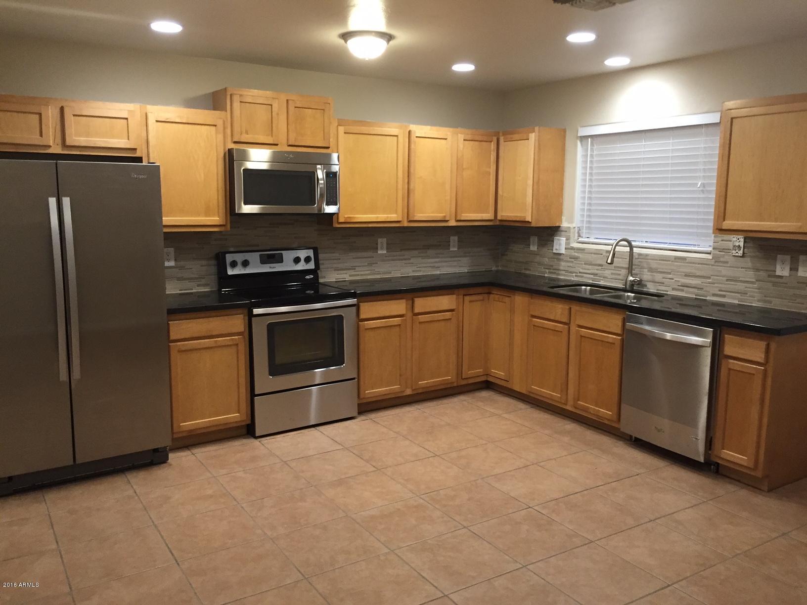 2523 East Chipman Road Phoenix, AZ 85040 - Photo 6 of 18 kitchen 1-1