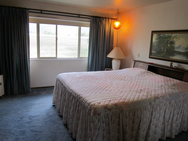 500 Dooling Road Hollister, CA 95023 - Photo 10 of 18 Gallery Image 10
