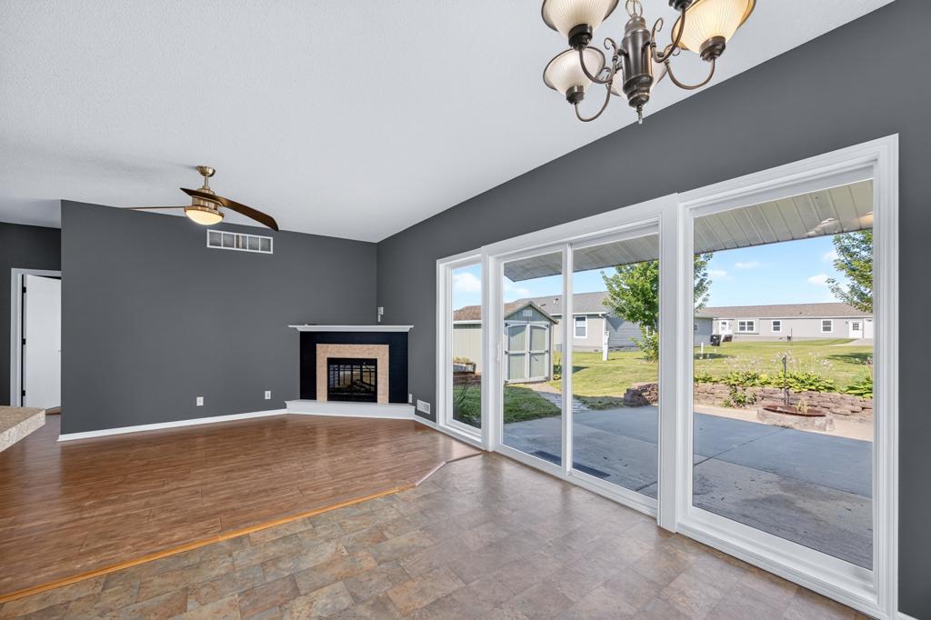 4306 Ivy Avenue Southeast Rochester, MN 55904 - Photo 8 of 27 Gallery Image 8
