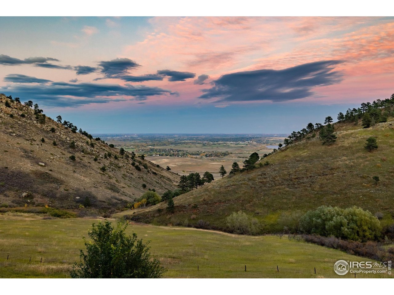 5880 Olde Stage Road Boulder, CO 80302 - Photo 3 of 50 a view of an ocean and beach