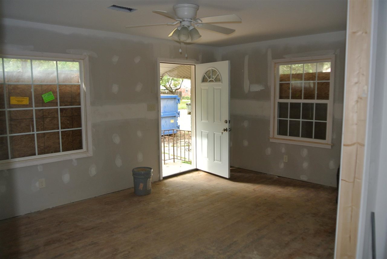 1232 Will Scarlet Road Memphis, TN 38111 - Photo 5 of 17 Gallery Image 5