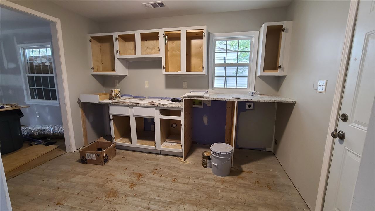 1232 Will Scarlet Road Memphis, TN 38111 - Photo 8 of 17 Gallery Image 8
