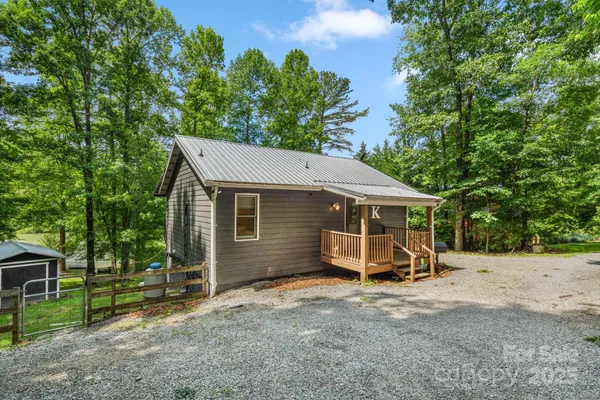 $599,000 | 37 Poplar Drive, Rosman, NC 28772
