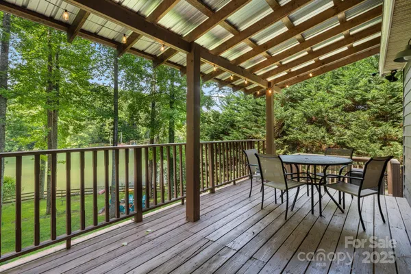 $599,000 | 37 Poplar Drive, Rosman, NC 28772