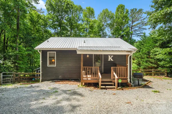 $599,000 | 37 Poplar Drive, Rosman, NC 28772