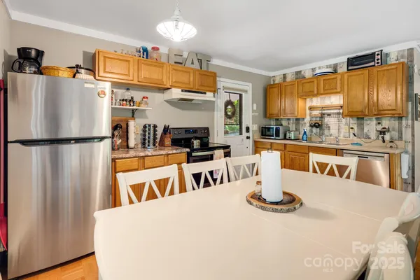 $599,000 | 37 Poplar Drive, Rosman, NC 28772