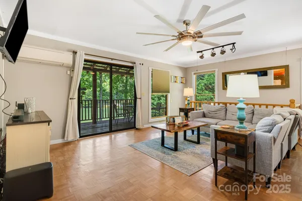 $599,000 | 37 Poplar Drive, Rosman, NC 28772