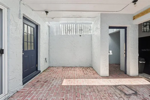 $220,000 | 4471 Vieux Carre Circle, Unit 4471, Tampa, FL 33613