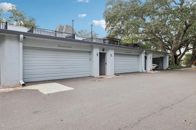 $220,000 | 4471 Vieux Carre Circle, Unit 4471, Tampa, FL 33613