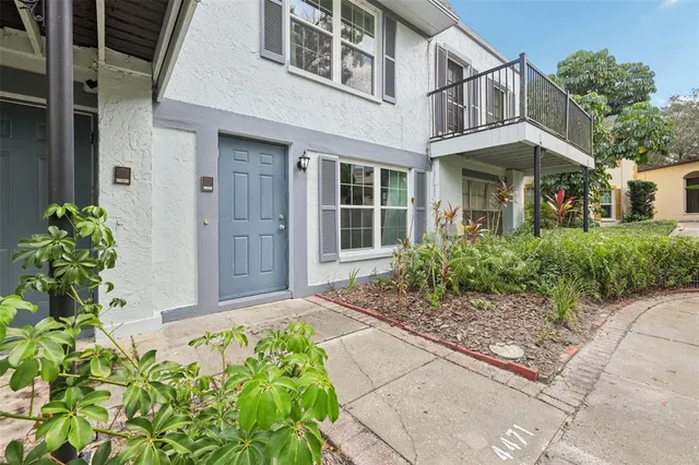 $220,000 | 4471 Vieux Carre Circle, Unit 4471, Tampa, FL 33613