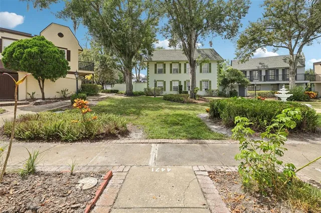 $220,000 | 4471 Vieux Carre Circle, Unit 4471, Tampa, FL 33613