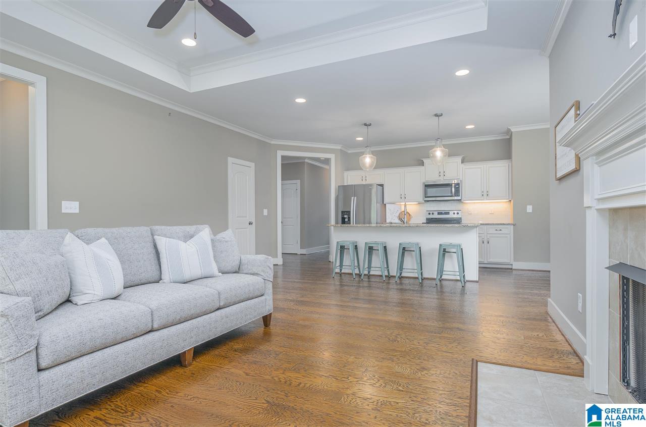 583 Grayson Place Chelsea, AL 35043 - Photo 4 of 31