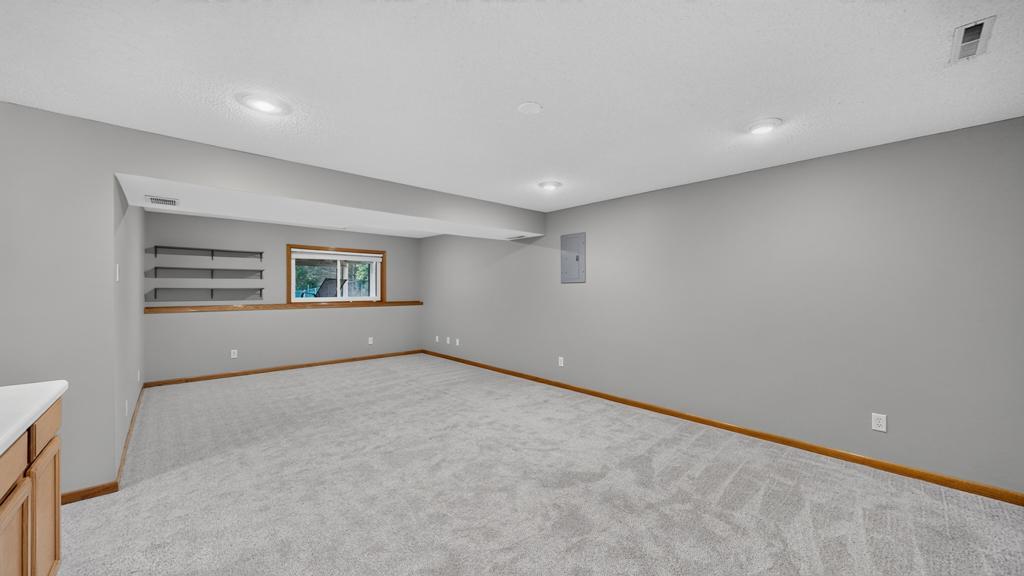 5023 25th Avenue Northwest Rochester, MN 55901 - Photo 25 of 39