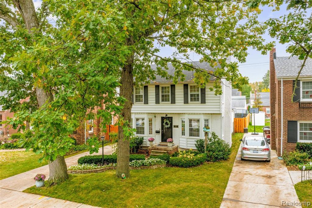 1315 Hampton Road Grosse Pointe, MI 48236 - Photo 46 of 60