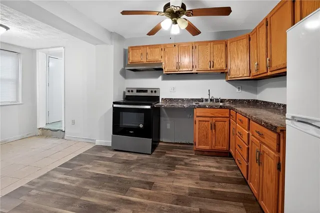 $1,240 | 184 Greenfield Avenue, Unit UPPR, Pittsburgh, PA 15207