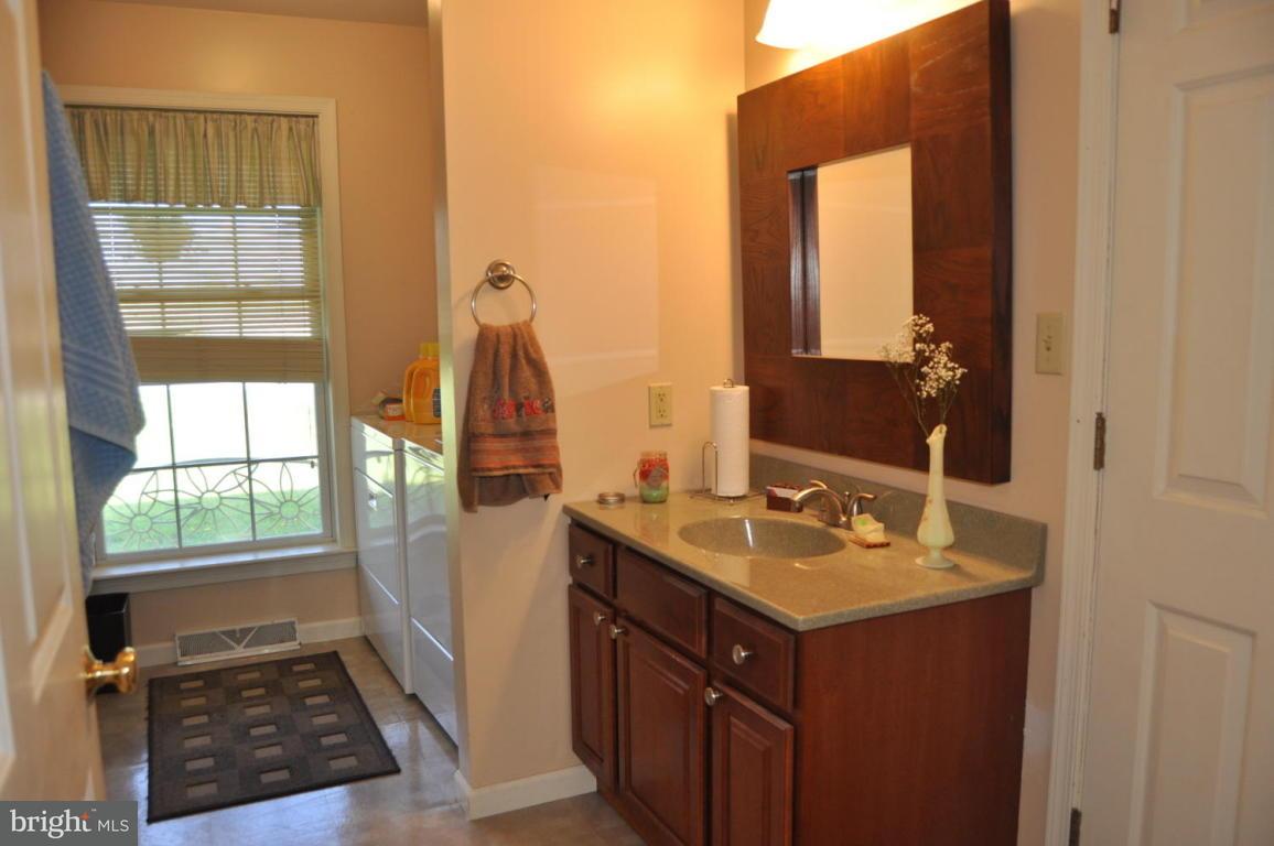 1833 Habecker Road Columbia, PA 17512 - Photo 11 of 20 Gallery Image 11