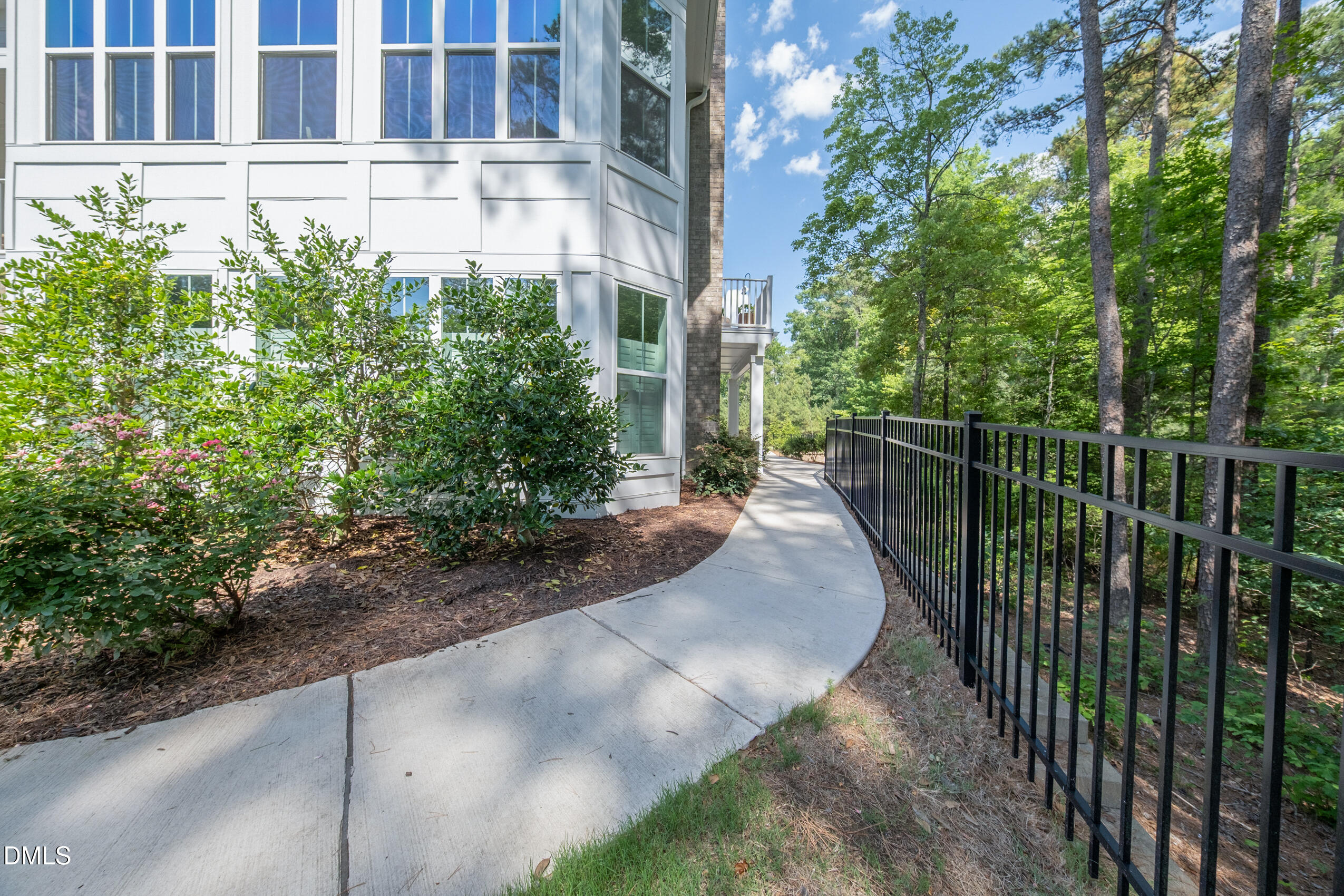 11548 Helmond Way, Unit 110 Raleigh, NC 27617 - Photo 33 of 39 DSCF4618