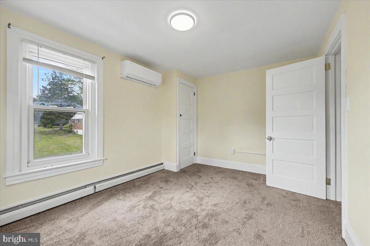 414 Fairview Street Pottstown, PA 19464 - Photo 10 of 40