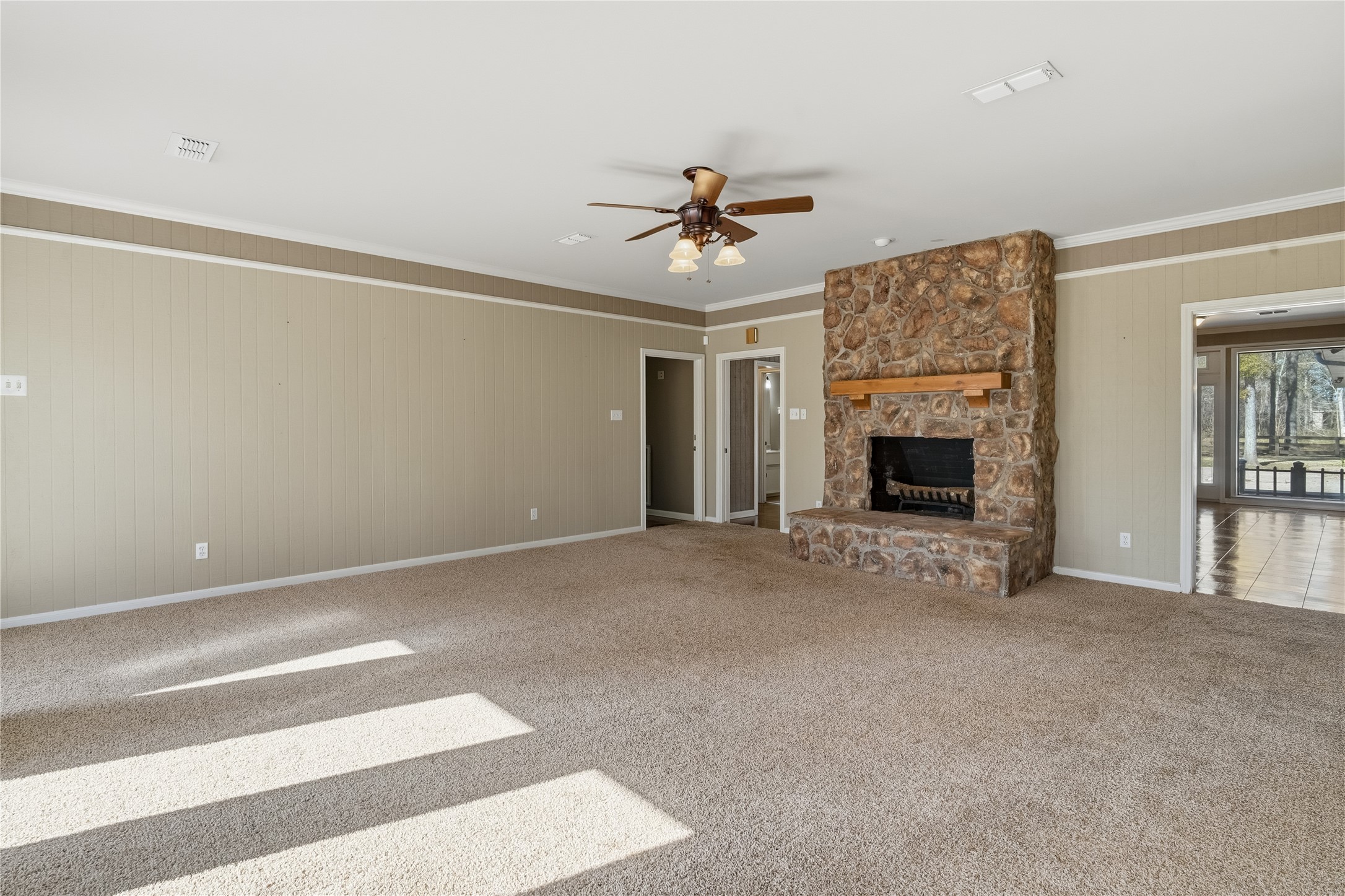 433 Mackhank Road Boling, TX 77420 - Photo 11 of 45