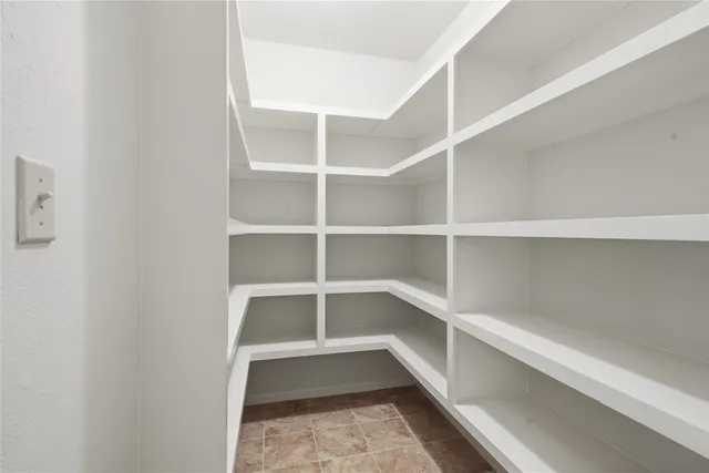 $1,399,000 | 433 Mackhank Road, Boling, TX 77420