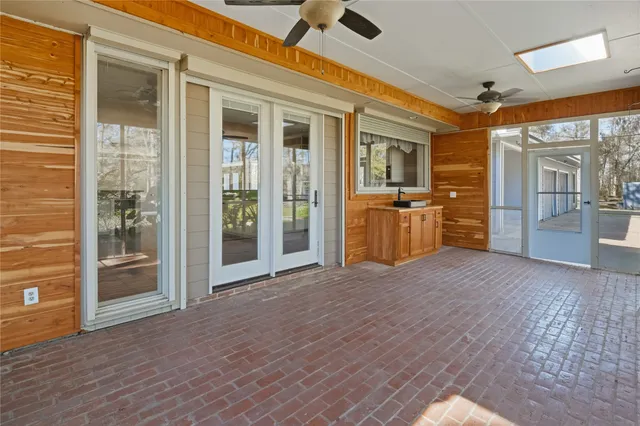 $1,399,000 | 433 Mackhank Road, Boling, TX 77420