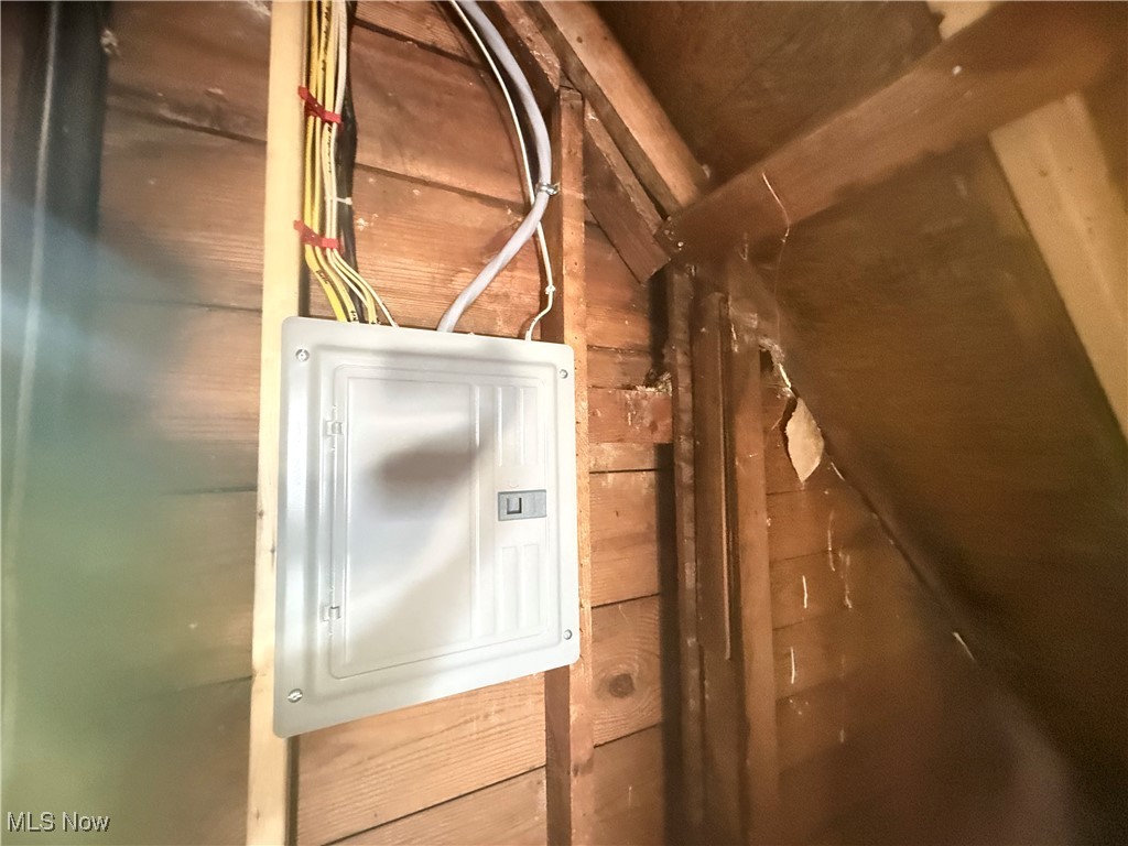 1677 Cliffview Road Cleveland, OH 44112 - Photo 25 of 33 Detailed view of electric panel